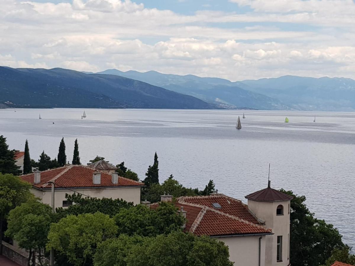 Apartment Kolaric Novi Vinodolski Esterno foto